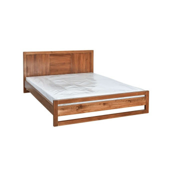 Drewniane łóżko w loftowym stylu
